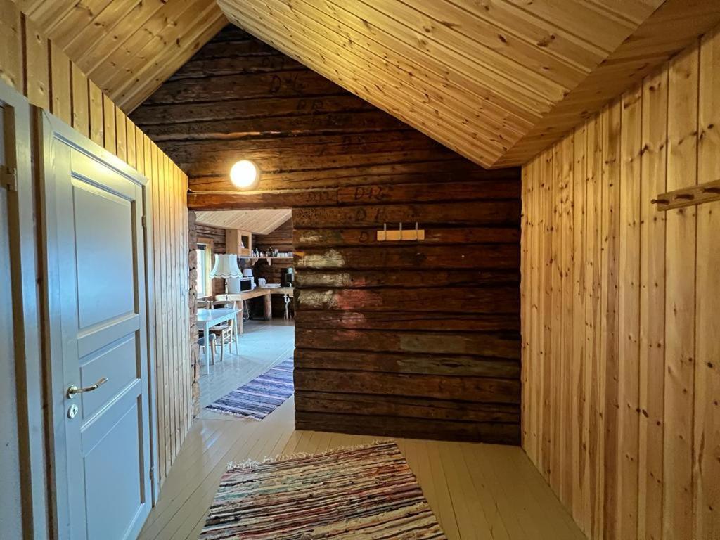 Real Fisherman'S Cabins In Ballstad, Lofoten Rum bild